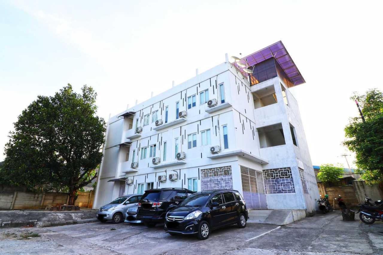 Rumah Kayu Manis Bintaro Jakarta Eksteriør bilde